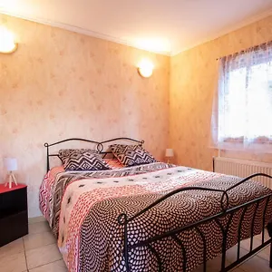 https://la-durance-1-chambre-terrasse-et-jardin.fr-provencehotel.com