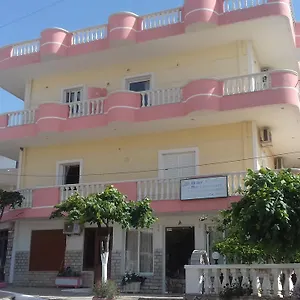 Florand Sela , Ksamil Albanien